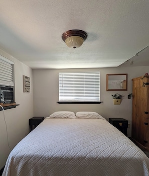 1 bedroom, WiFi (free) - Adorable 1-bedroom cottage with AC in charming Riggins (Riggins)