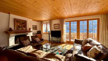 House | 4 bedrooms, high-speed internet