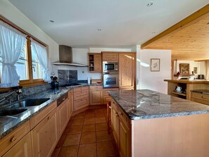 Ferienhaus | 4 Schlafzimmer, Internetzugang