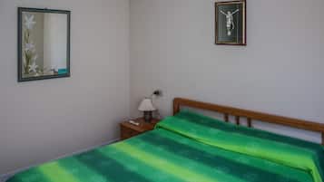 Ferros/tábuas de passar roupa, roupa de cama