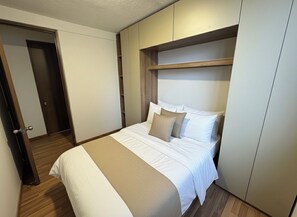 Free WiFi, bed sheets - Vrbo Property (Bogotá)