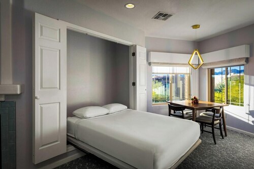Delightful Resort Near Santa Catalina Mountains!