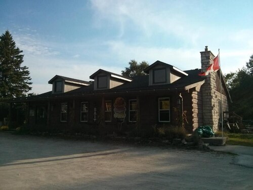 THE SPIRIT ROCK OUTPOST& LODGE