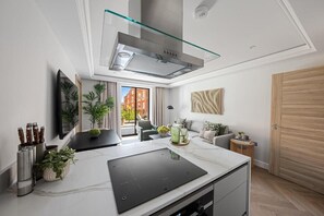 Deluxe-Apartment, 2 Schlafzimmer, Stadtblick | Eigene Küche