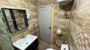 Chambre Triple Deluxe | Salle de bain
