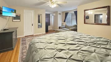 6 bedrooms, desk, travel cot, free WiFi