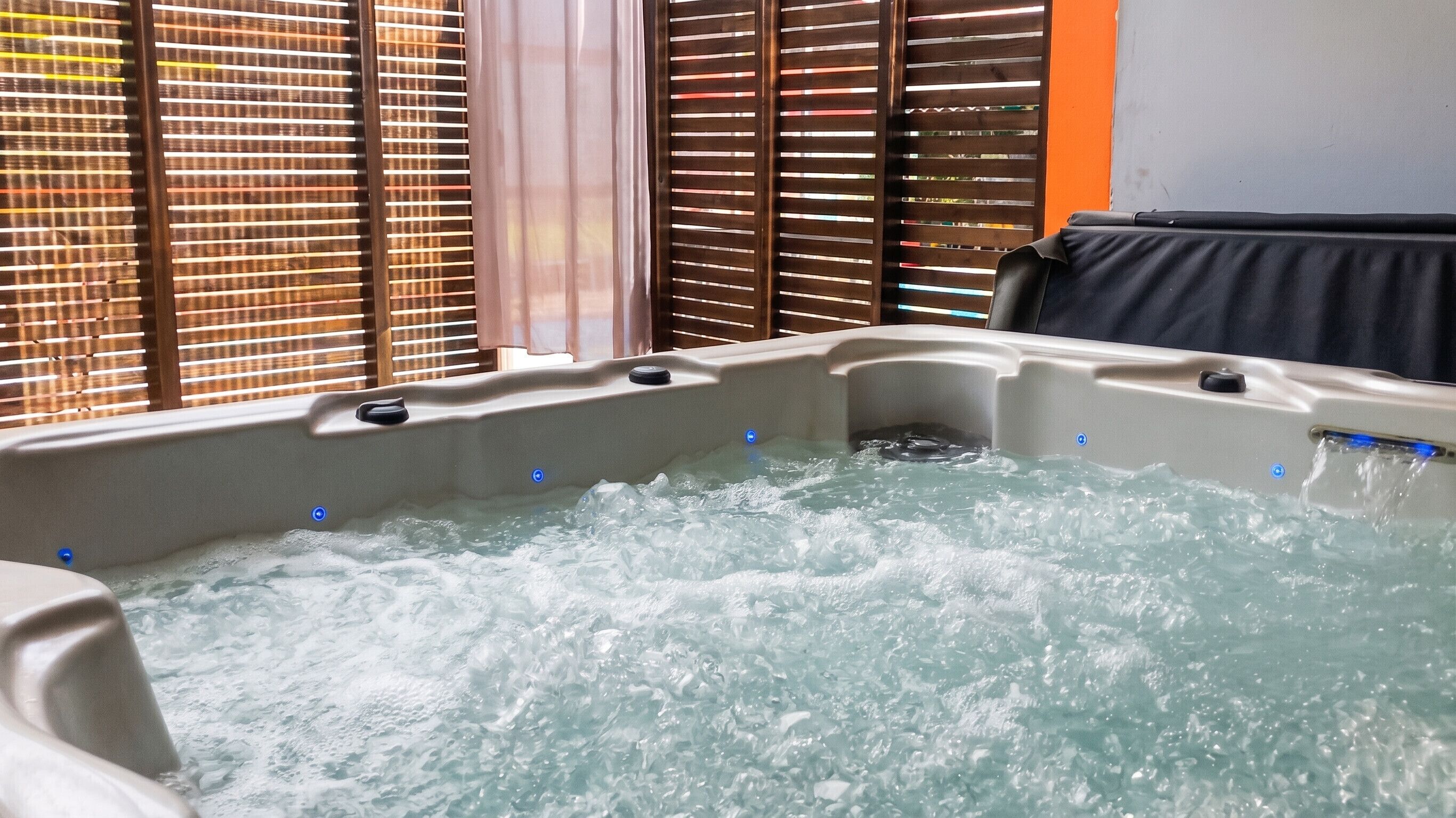 Jacuzzi