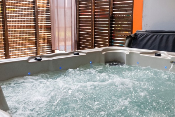 Jacuzzi