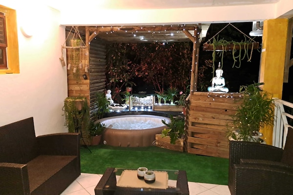 Jacuzzi