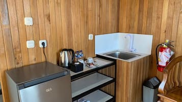 Blackout drapes, WiFi (free)