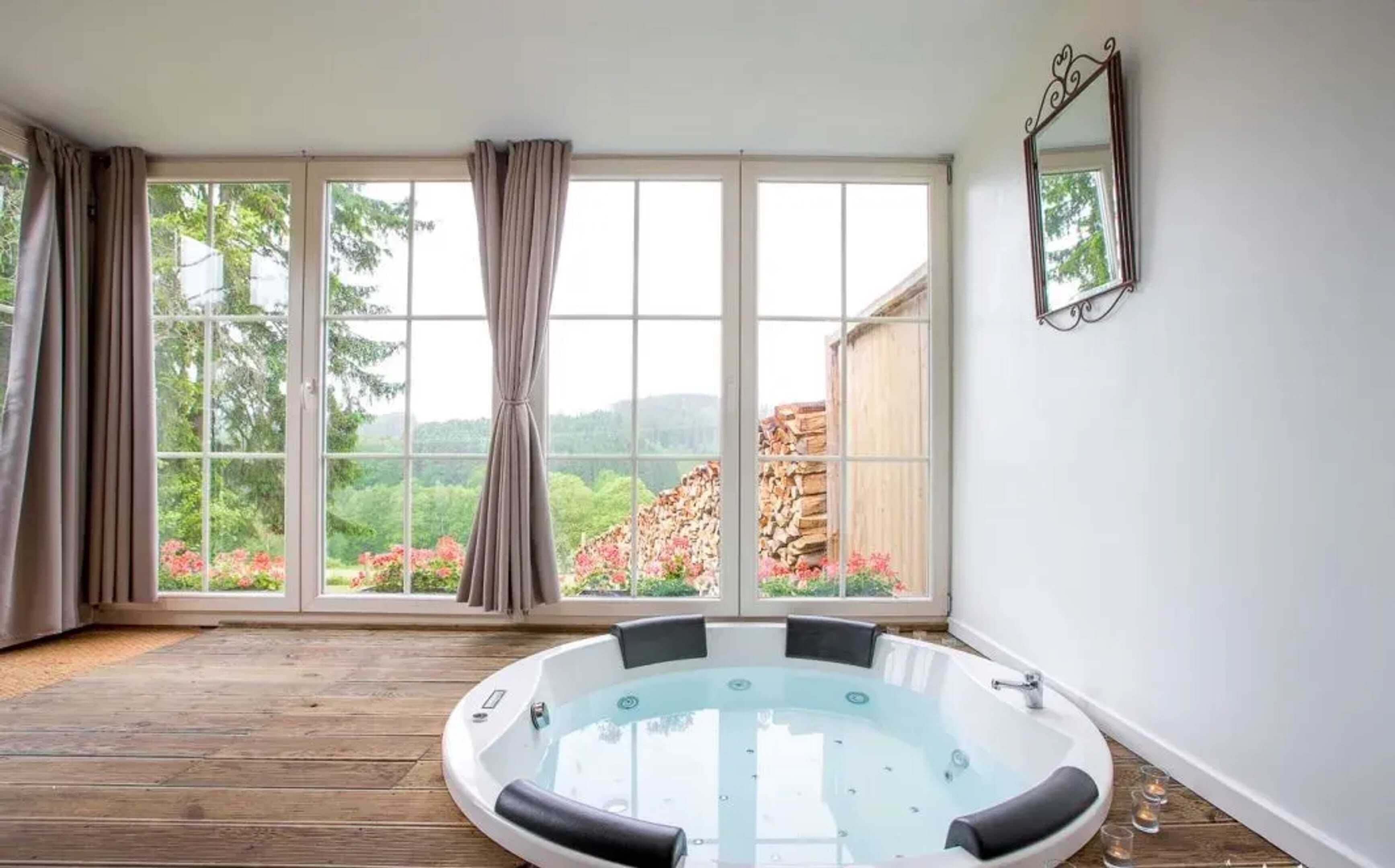 Jacuzzi