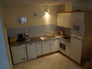 Private kitchen - Vrbo Property (Oberwesel)