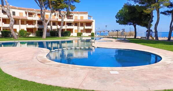 Pool - Homerez - Apartment in Alcanar (Alcanar)