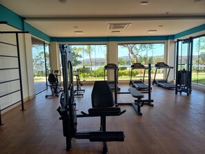 Fitness facility - 2-bedroom apartment with balcony and views of Lake Corumbá at Praias do Lago Eco Resort. (Caldas Novas)