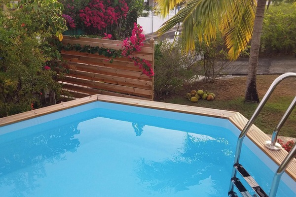 Vue sur piscine