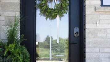 House, 2 Bedrooms, Patio | Exterior detail
