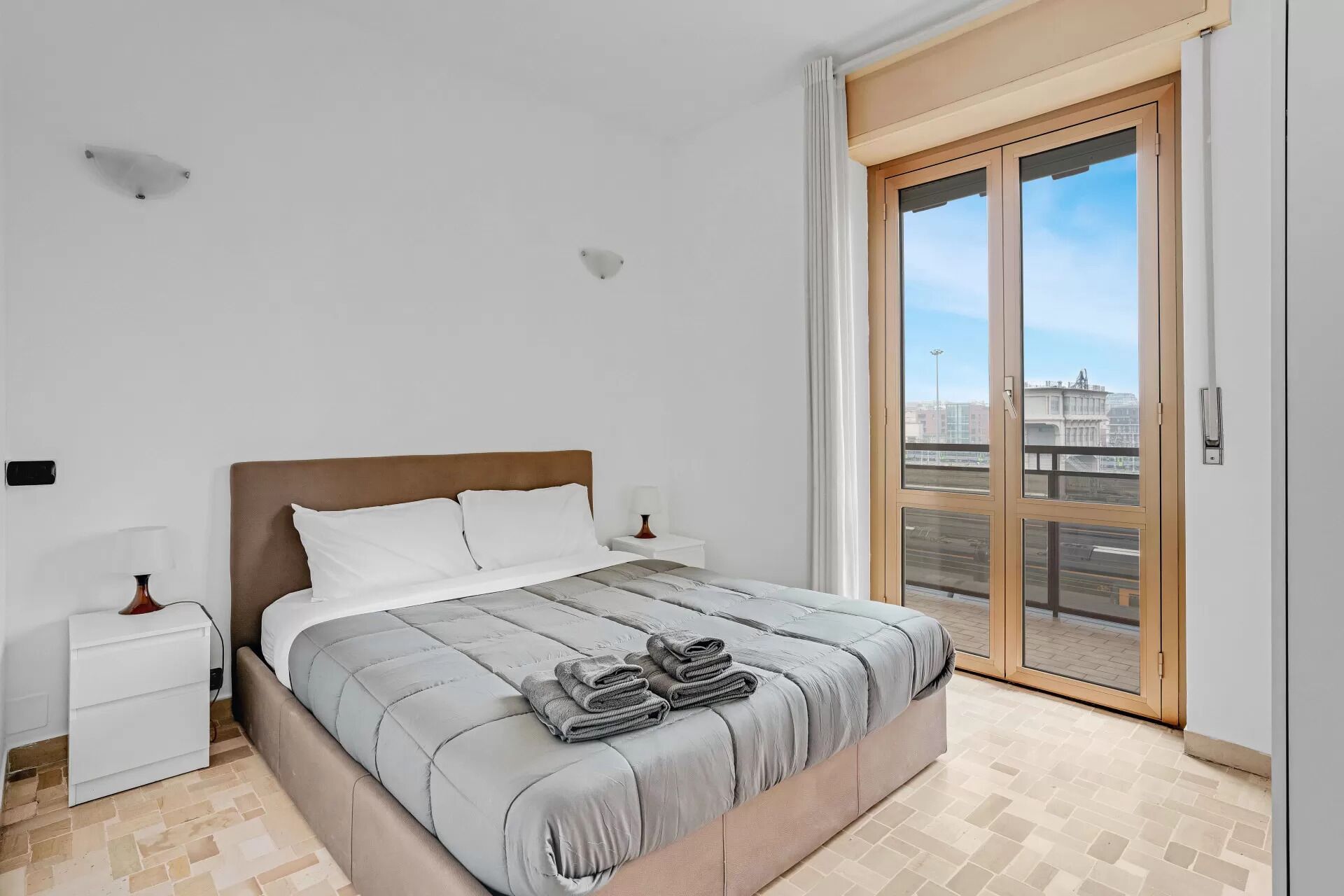 3 chambres, accès à Internet, literie fournie