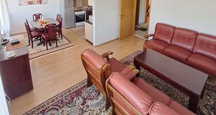 Cozy Apartment near Sarajevo & Visoko Pyramids