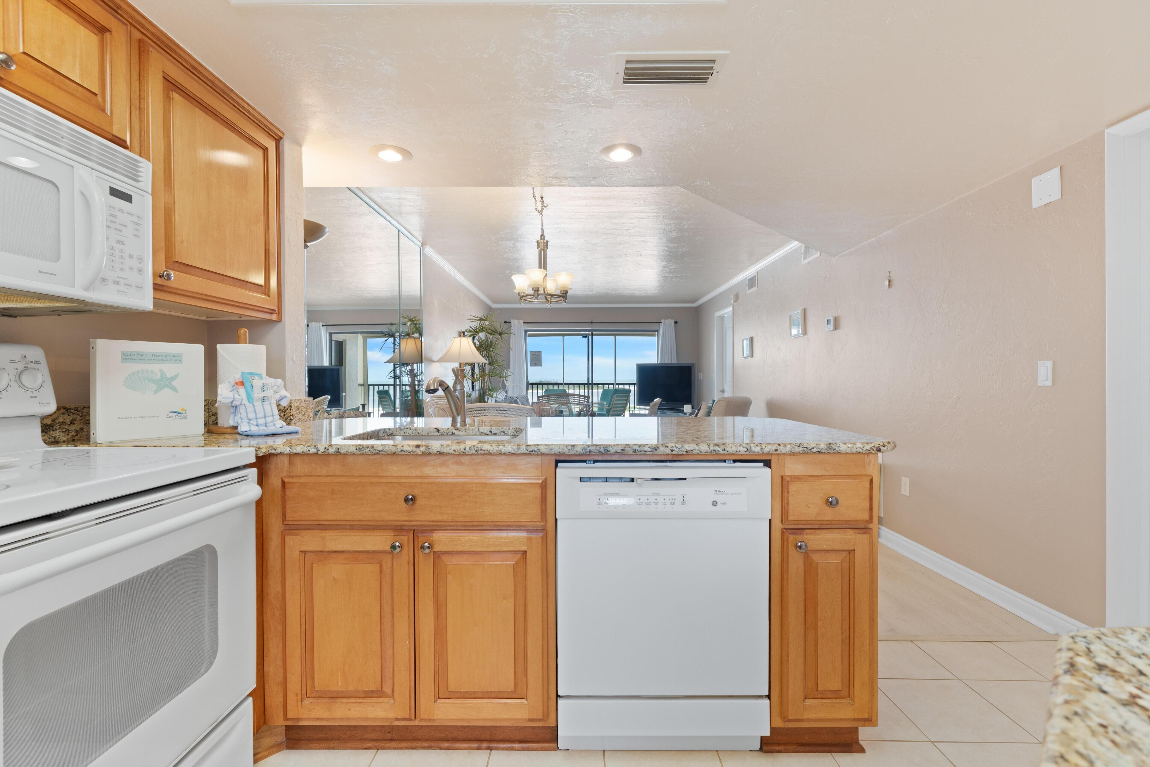 Condo, 1 King Bed with Sofa bed (Carlos Pointe #534 Heavenly Sunsets) | Private kitchen