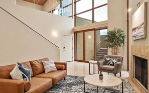 Living area - Exquisite Starr Pass Desert Haven with Pool (Tucson)