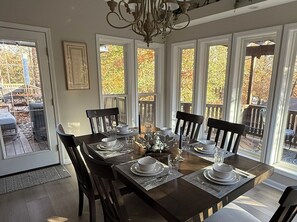 Dining - 3-bedroom 3 bath house, well stocked kitchen next to rec center and trails (Bella Vista)