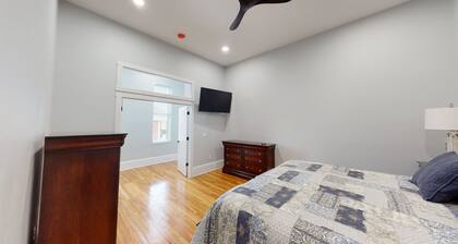 Upscale downtown loft, will not disappoint!