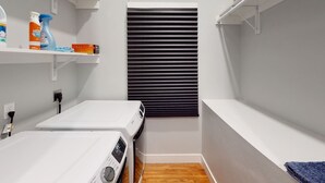 Interior - Upscale downtown loft, will not disappoint! (Hays)
