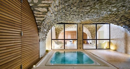 Terrasse privée avec vue | Piscine & spa sur place