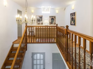 Interior - Historic house, parking, pets welcome (MONTBRAY)
