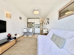 TV - Apartment, sea view - 4 guests (Roses)
