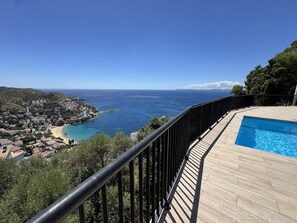 Pool - Apartment, sea view - 4 guests (Roses)