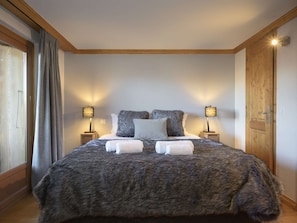 2 bedrooms, free WiFi - Charming apartment near slopes - 5 guests (Courchevel)