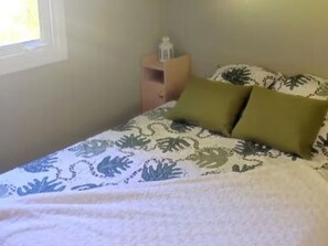 Free WiFi - Practical mobile home, pets welcome - 4 guests (Estaing)