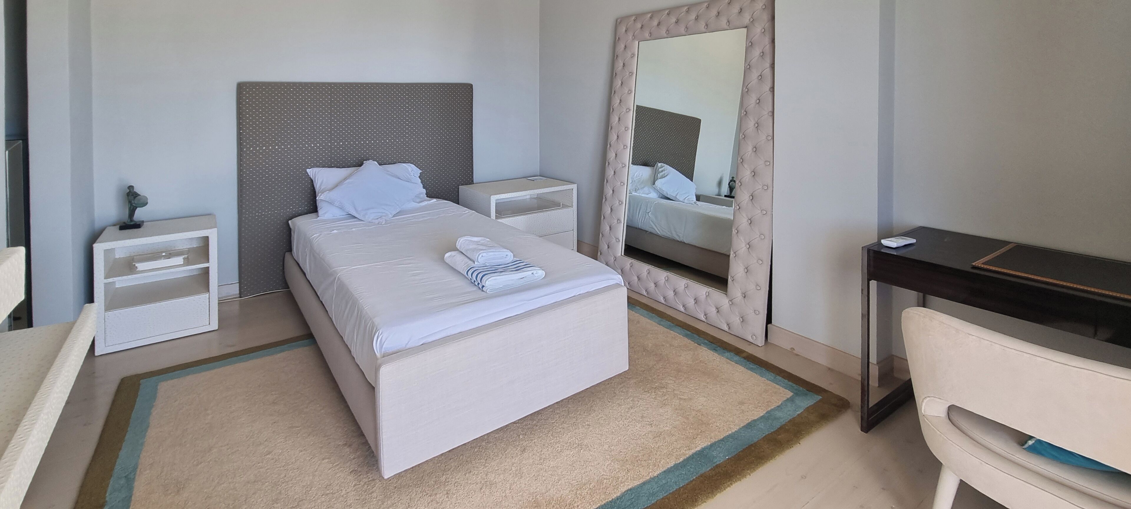 Egyptian cotton sheets, premium bedding, pillow-top beds, in-room safe