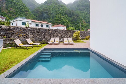 Casa da Fonte de São João - Seixal - Madeira Island