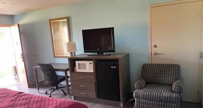 Mayfair Inn