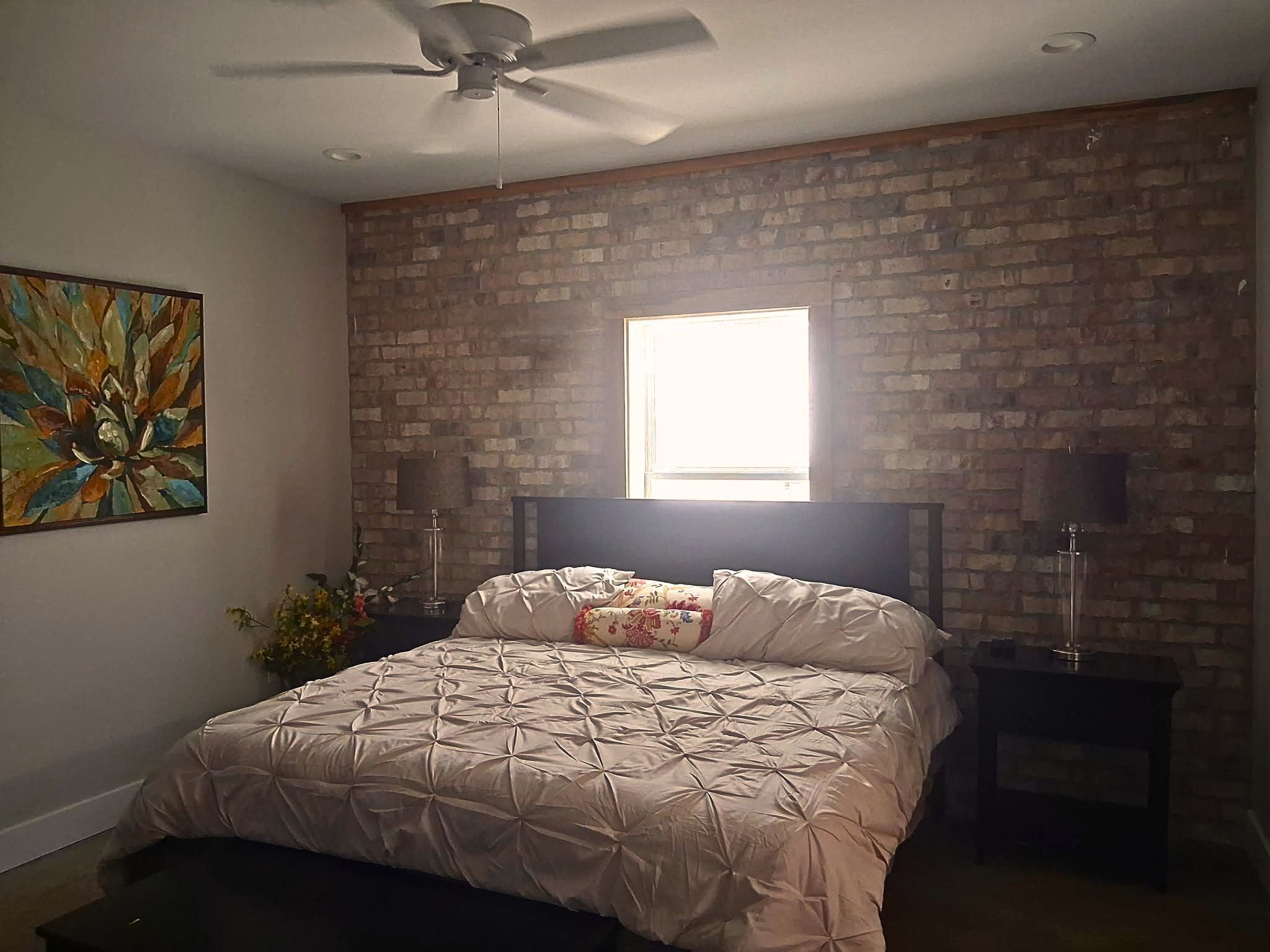 3 bedrooms, WiFi (free), bed sheets