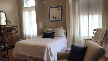 1 bedroom, WiFi (free), bed sheets