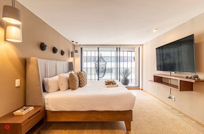 3 Schlafzimmer, Schreibtisch, Bügeleisen/Bügelbrett, WLAN