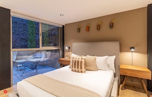 3 Schlafzimmer, Schreibtisch, Bügeleisen/Bügelbrett, Reisekinderbett