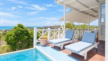 Infinity pool