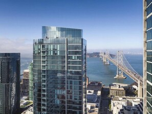 Exterior - Spacious 2BR Escape w/ Pool at 399 Fremont (San Francisco)