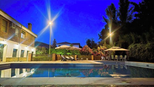 Villa Dolores | Swimming pool, tennis, and game room