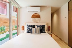2 bedrooms, iron/ironing board, WiFi, bed sheets - Chic 2BR Garden Condo + Art District (San José del Cabo)
