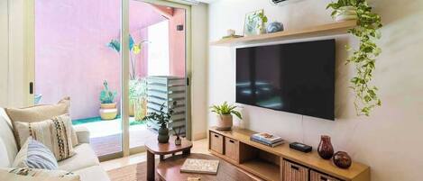 Televisión y oficina