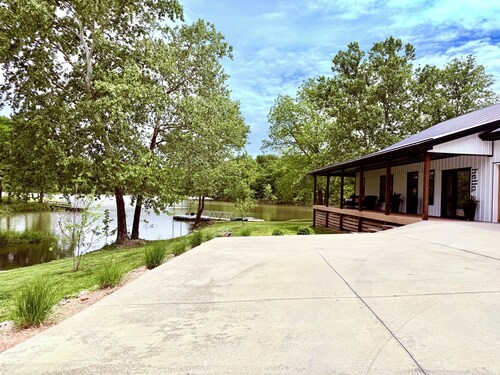The Gathering Place - Lake of the Ozarks