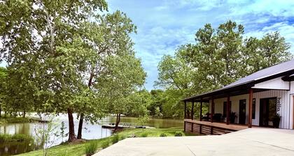 The Gathering Place - Lake of the Ozarks
