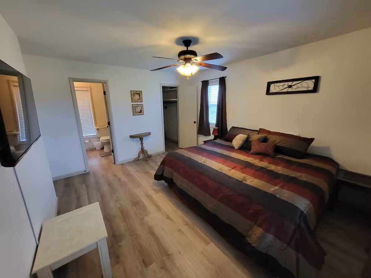 2 slaapkamers, een bureau, gratis wifi, beddengoed