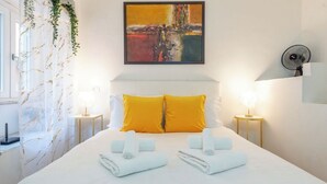 2 室のベッドルーム、アイロン / アイロン台、WiFi、ベッドシーツ