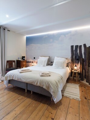 Desk, iron/ironing board, free WiFi, bed sheets - Vrbo Property (Saint-Jacut-de-la-Mer)
